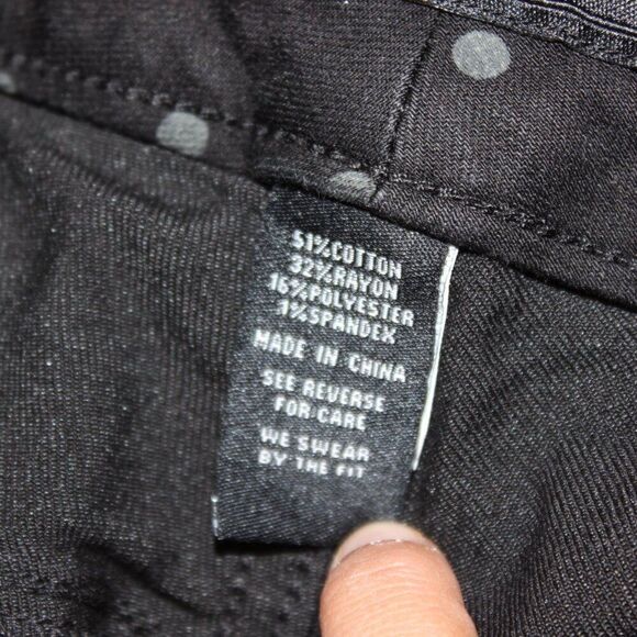 Torrid Black & Gray Polka Dots Mid Rise Zipper Leg Denim Jeans Women's Size 16R - Picture 12 of 15